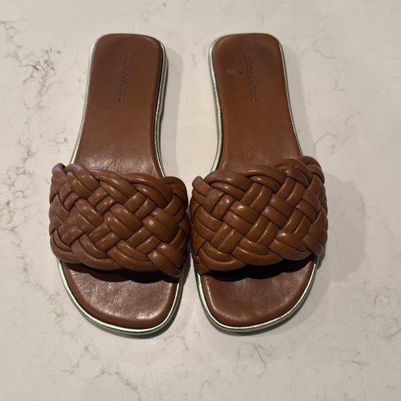 Bernardo Shoes - Bernardo Italian slides. Carmel brown. Size 11. Worn 2x.